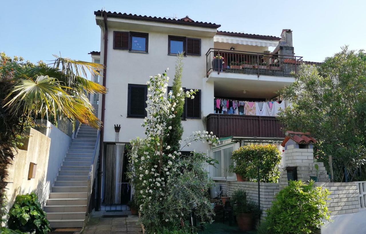 Millenca Apartment Изола Екстериор снимка